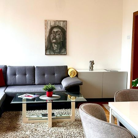 Appartamento Dolce Casa Varna Esterno foto
