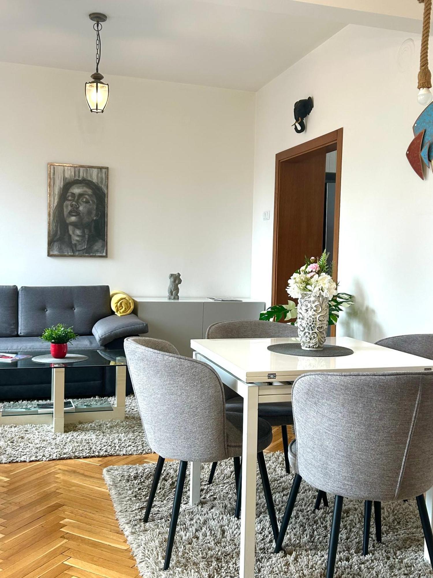 Appartamento Dolce Casa Varna Esterno foto