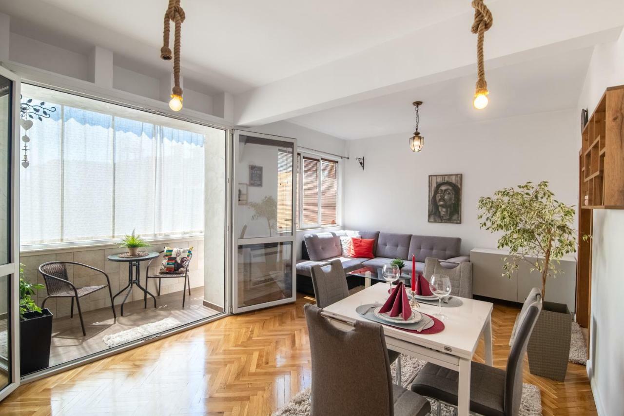 Appartamento Dolce Casa Varna Esterno foto